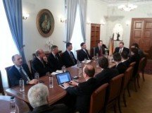Participants of the Freedom Caravan meet with politicians and religious leaders in Bucharest during the March 2013 initiative to promote religious liberty. (Photo: ANN/RUC)